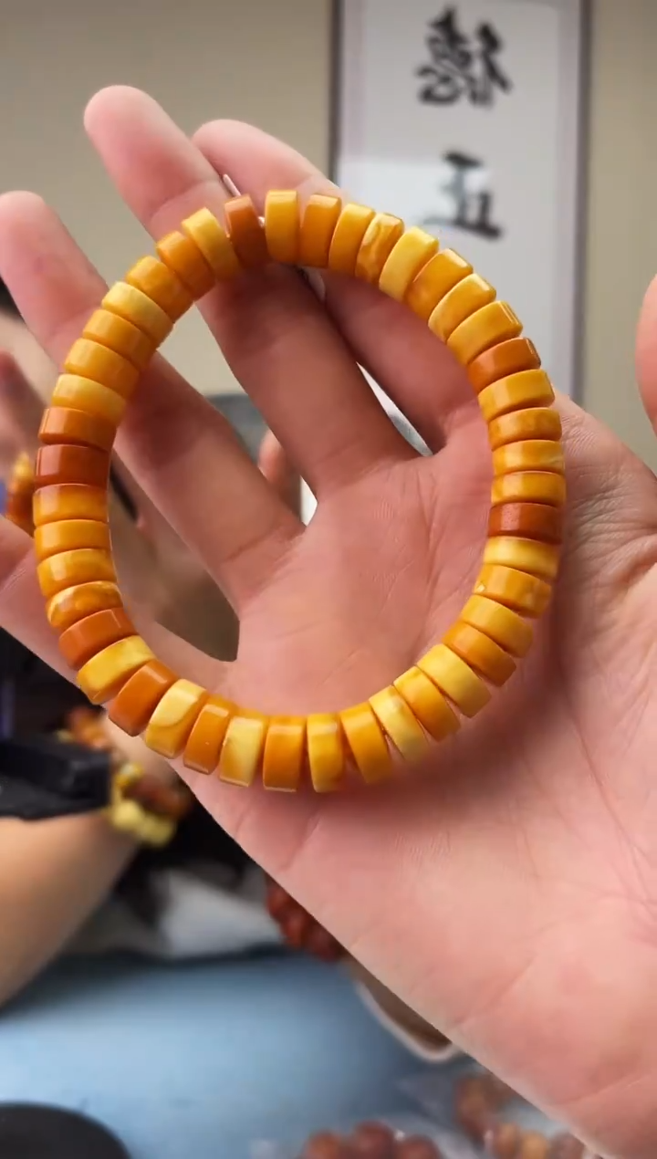 琥珀未镶嵌珠宝奇石T014 10假一罚十，多样性发一件