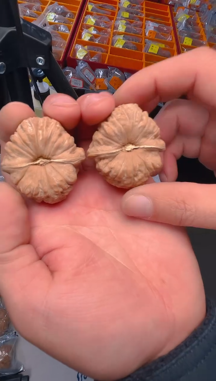 【闪购商品】文玩核桃把件42南瓜墩