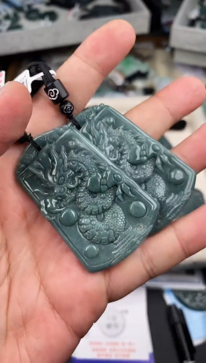 【闪购商品】翡翠颈饰未镶嵌  多样性发其一