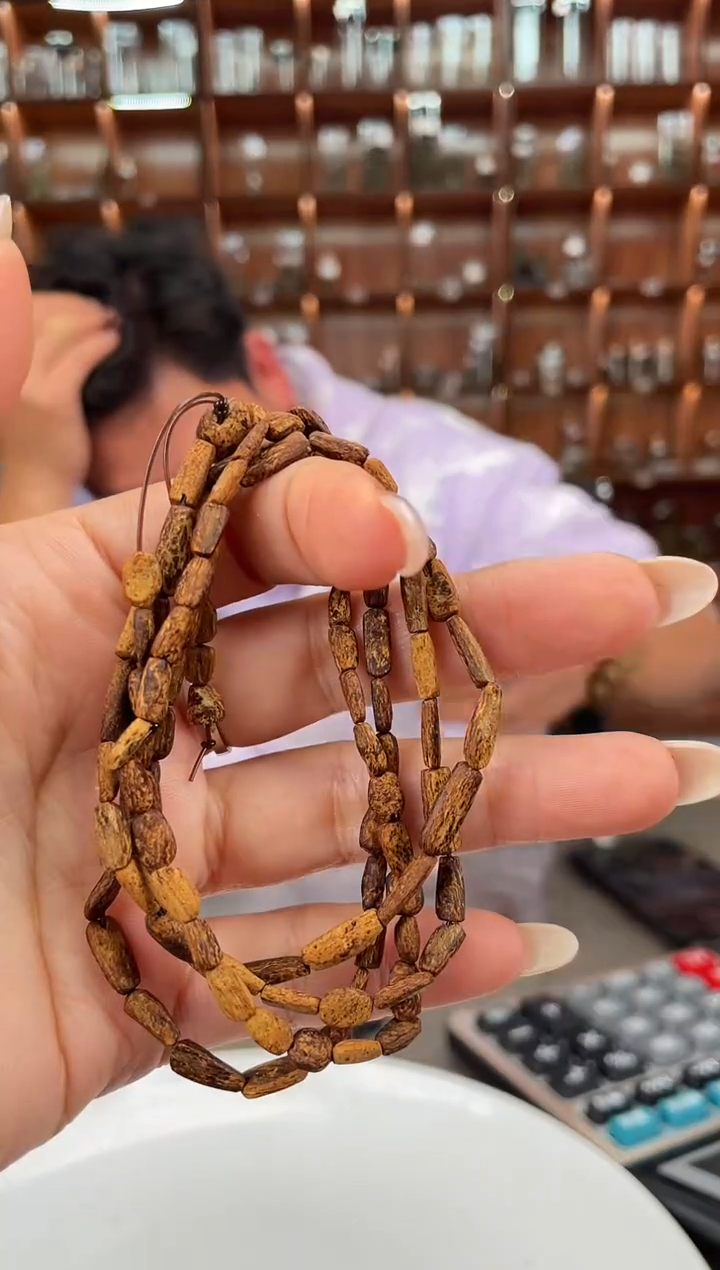 【闪购商品】沉香手串85号惠安红土多样性发一份