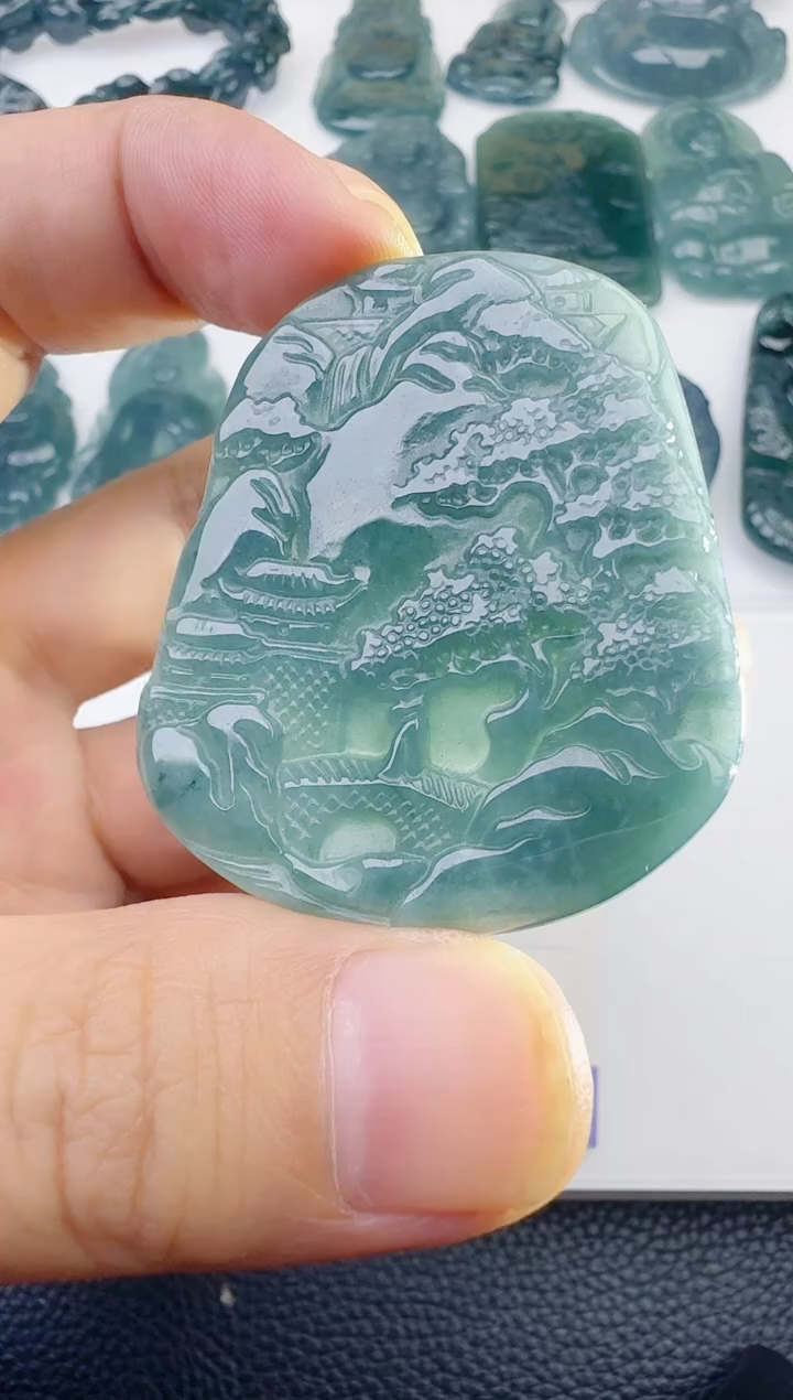 颈饰未镶嵌翡翠天然A货翡翠  多样性随机发其一
