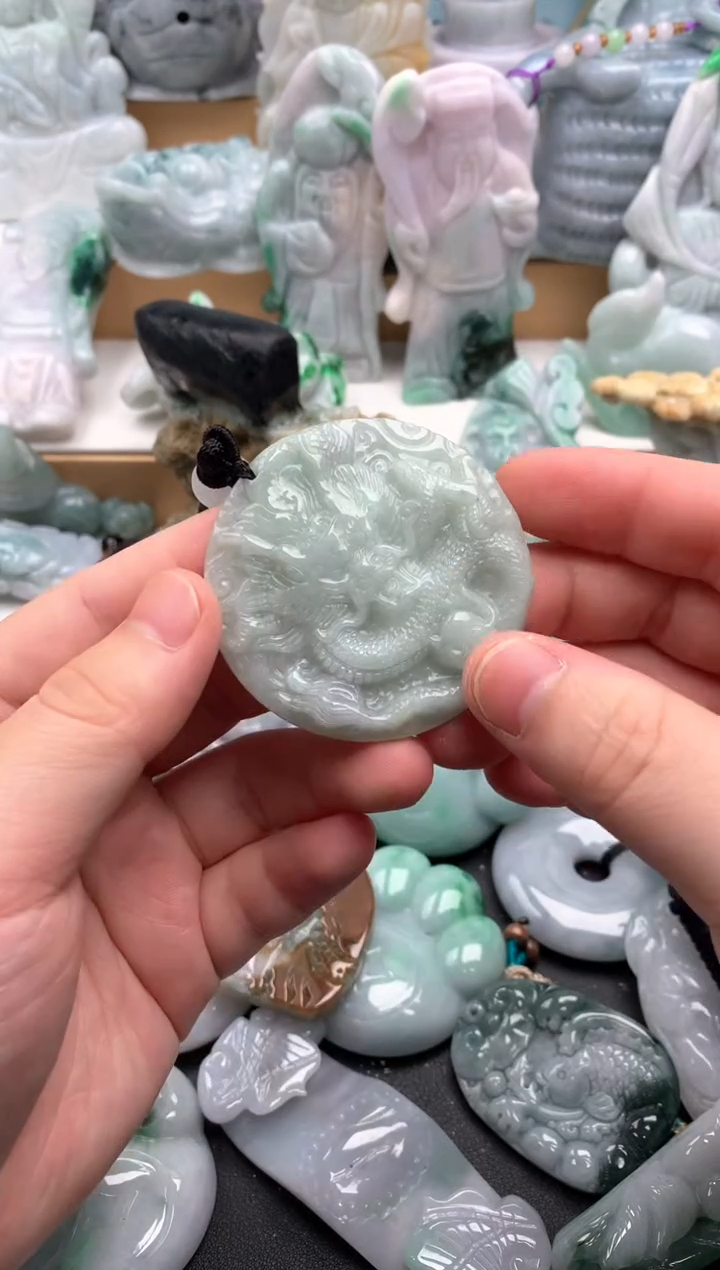 吊坠(不含链)未镶嵌翡翠1