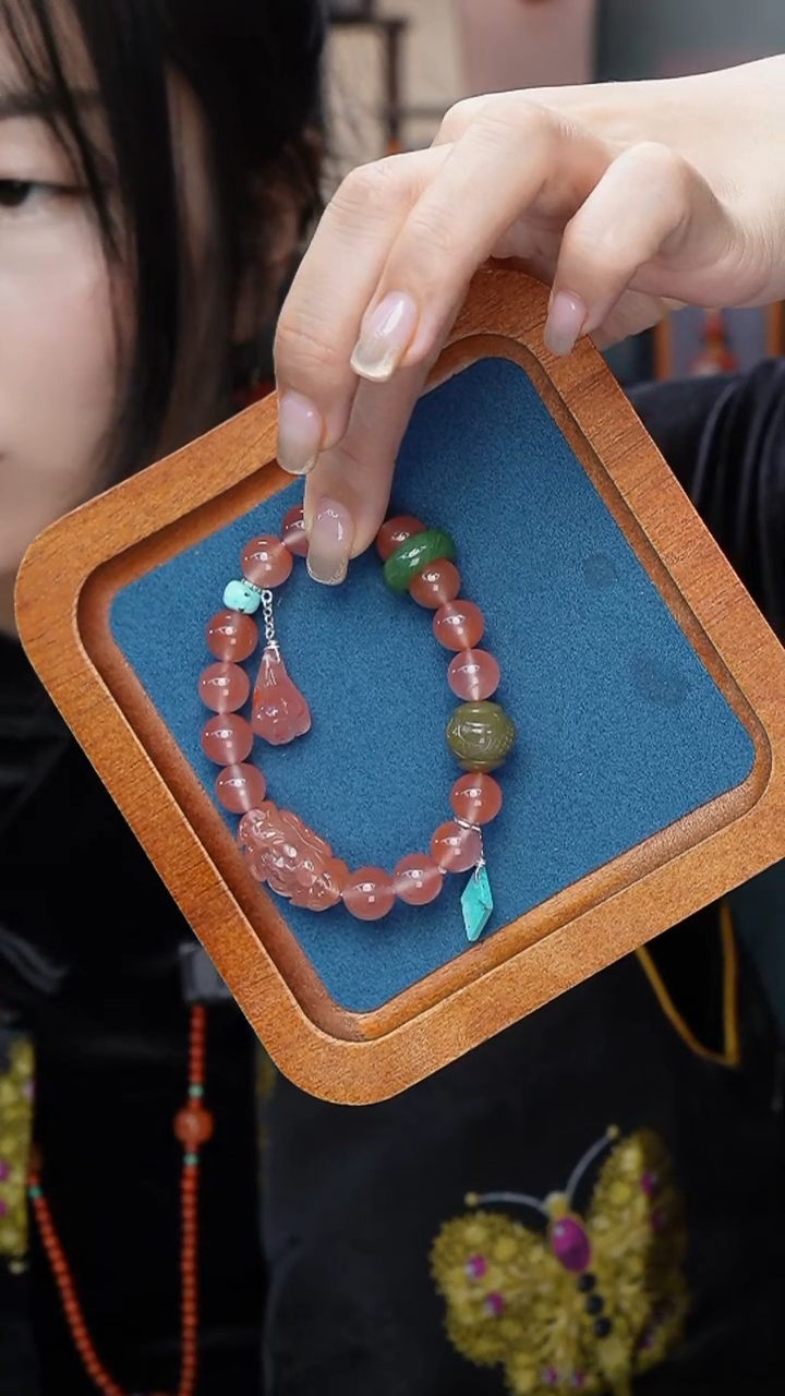 【闪购商品】南红玛瑙手串未镶嵌手串