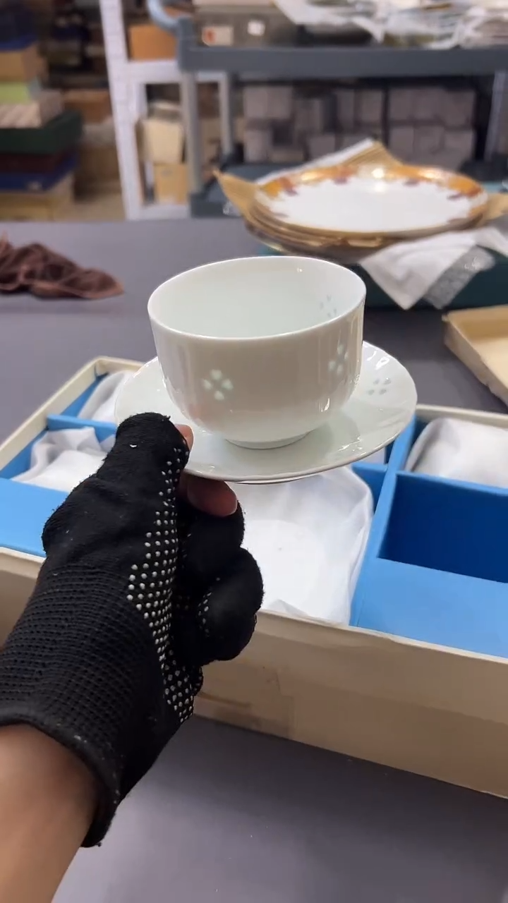 瓷片满38包邮，编号：3279 单套