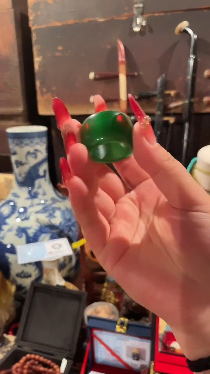 和田玉未镶嵌挂件bz猫绿