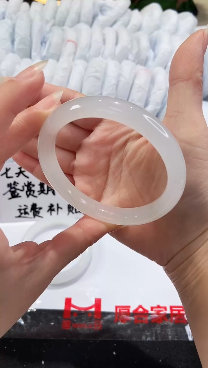 【闪购商品】石英质玉手镯未镶嵌04-60
