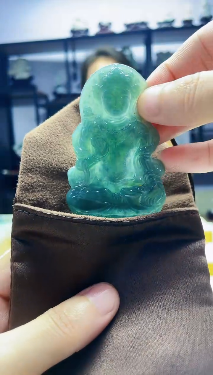 定制翡翠未镶嵌毛货07100225多样性发其一