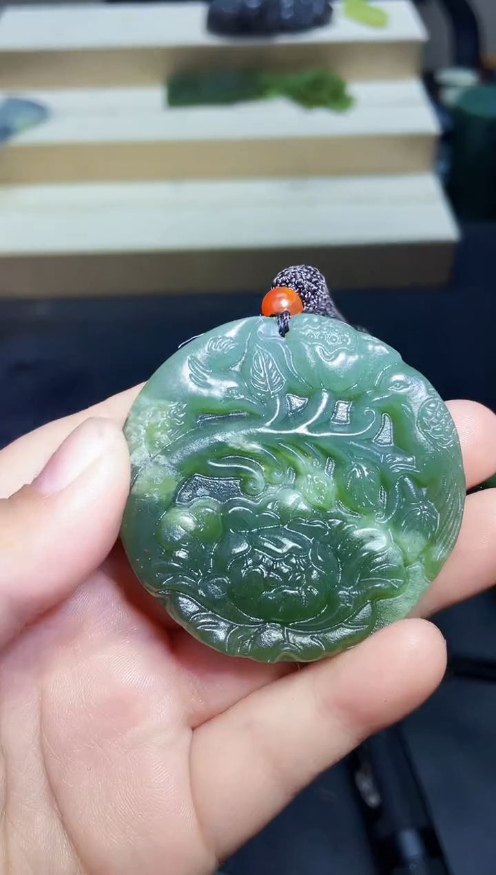 颈饰未镶嵌和田玉1