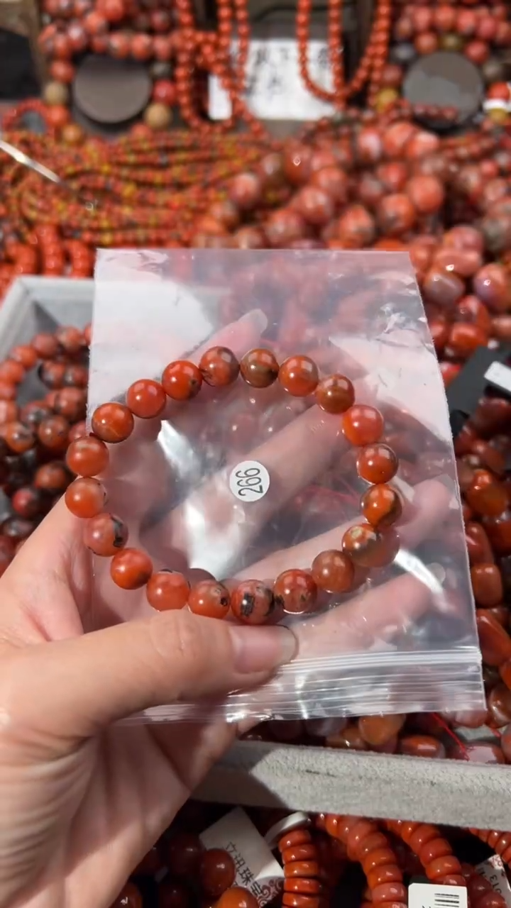 南红玛瑙未镶嵌手串1