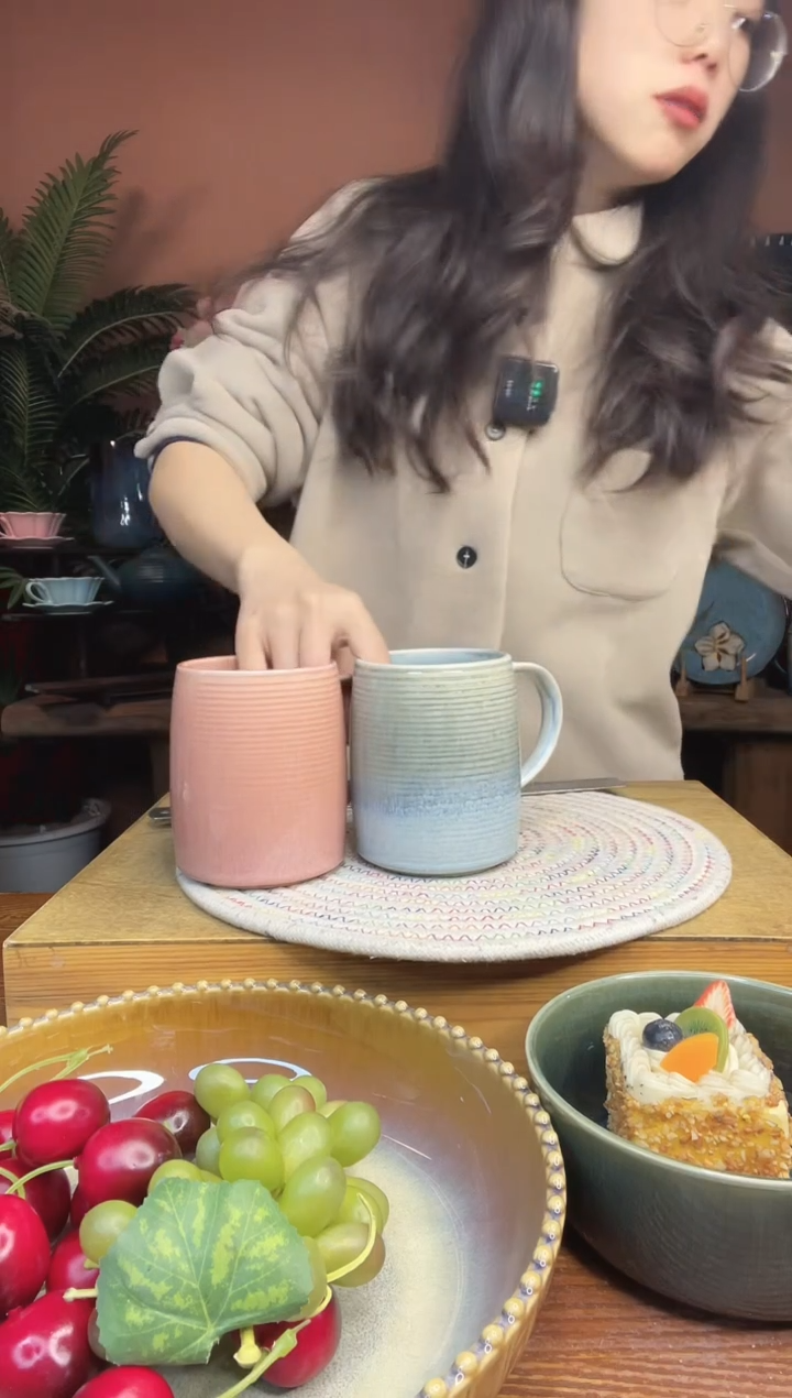 陶瓷双色水杯  2件  微瑕 