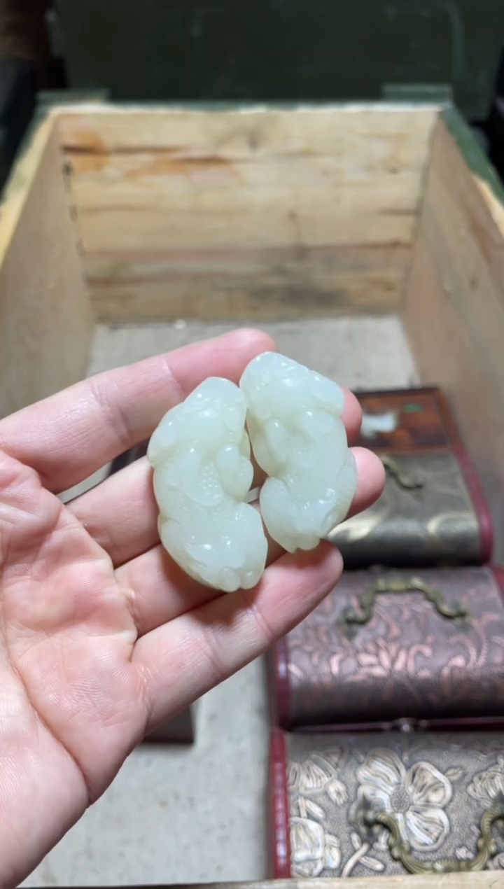 【闪购商品】羊油白貔貅一对