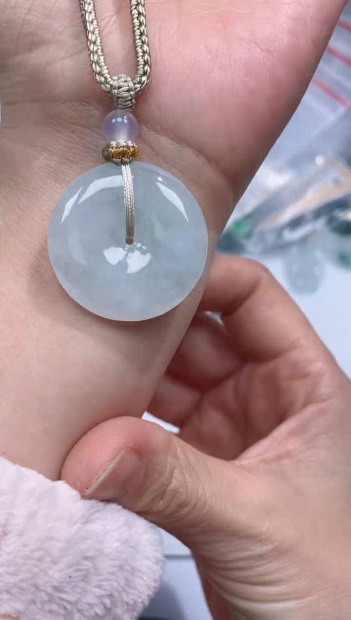 颈饰未镶嵌翡翠吊坠