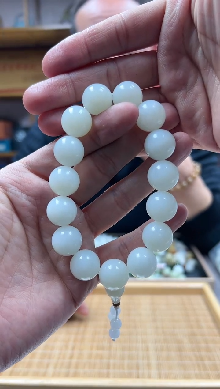 【闪购商品】和田玉手串未镶嵌15俄巴沙