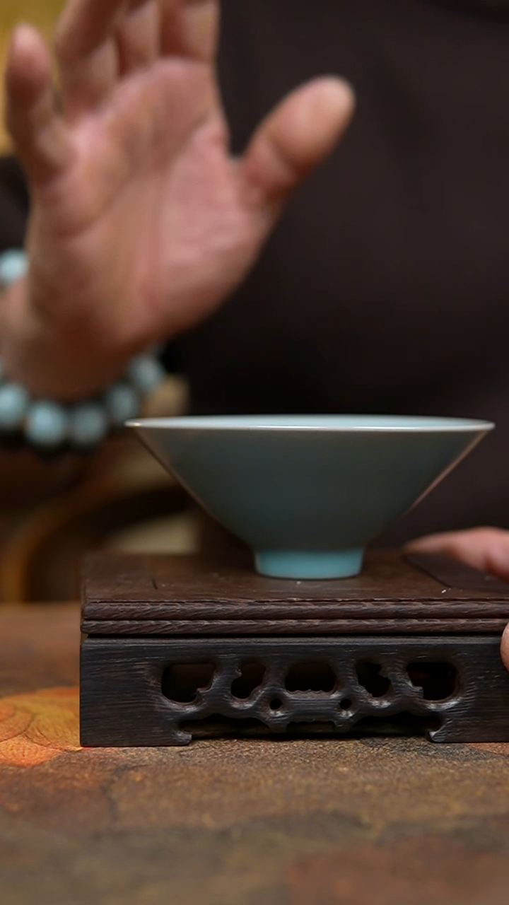 杯仿古天青纯手工薄胎支钉斗笠杯一级礼盒