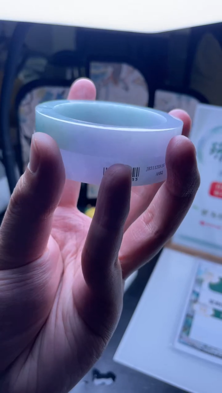 【闪购商品】定制翡翠手镯未镶嵌手镯定制一件