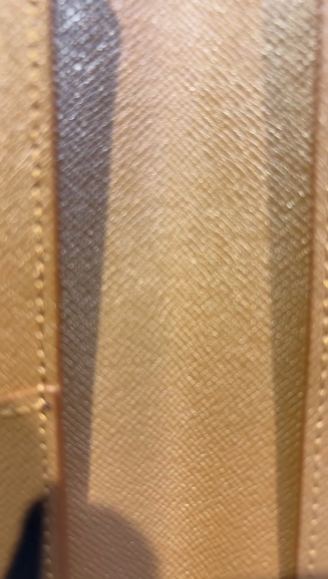 PU箱包按编号下单   H017