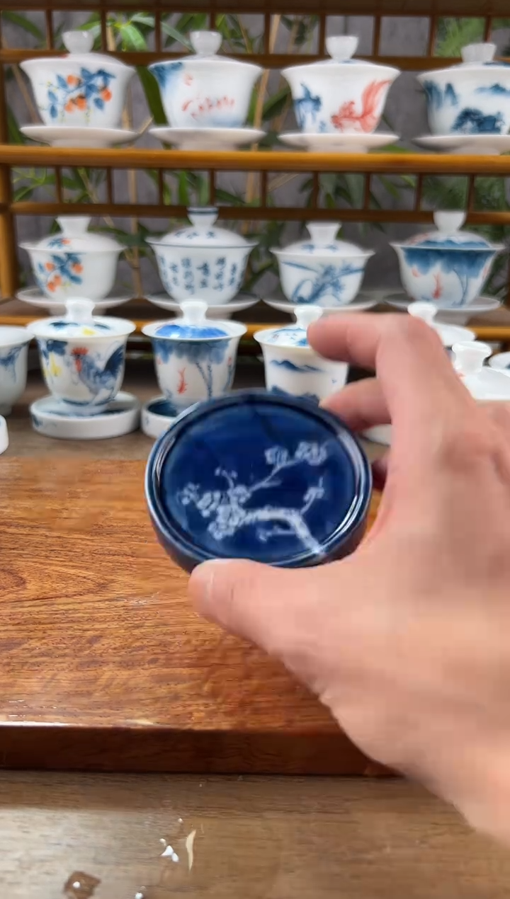 【闪购商品】微瑕手绘冰梅小盖置