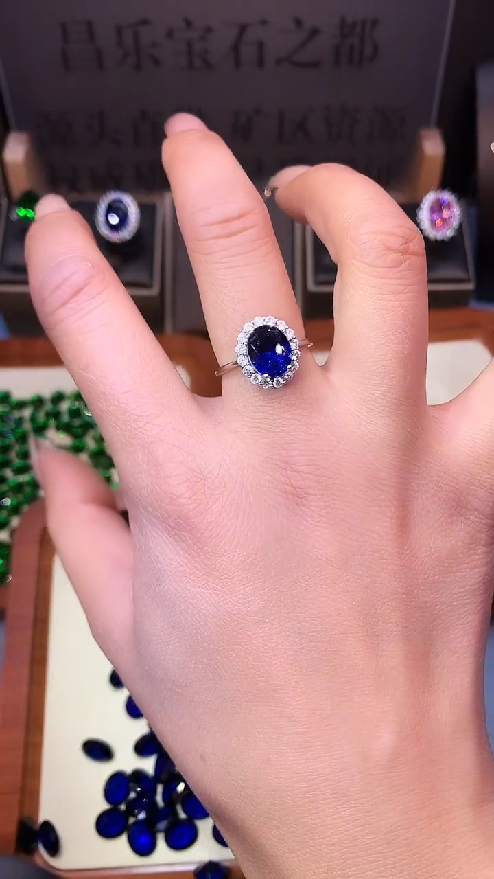 戒指蓝宝石银S925镶嵌........