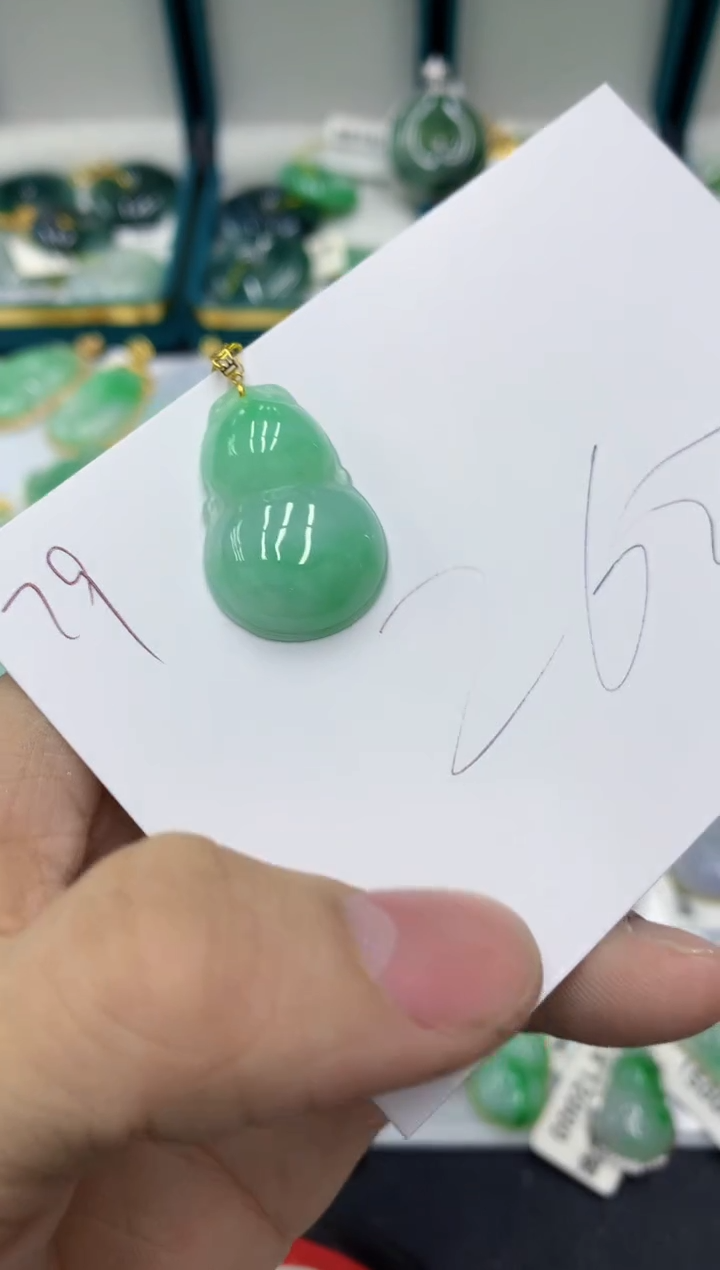 【闪购商品】翡翠颈饰18K金镶嵌11111111111