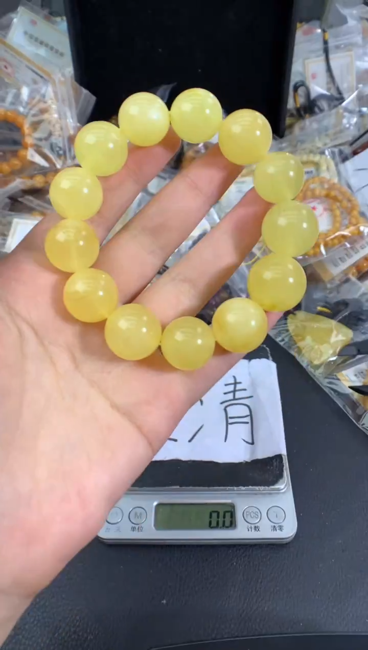 蜜蜡未镶嵌珠宝奇石1