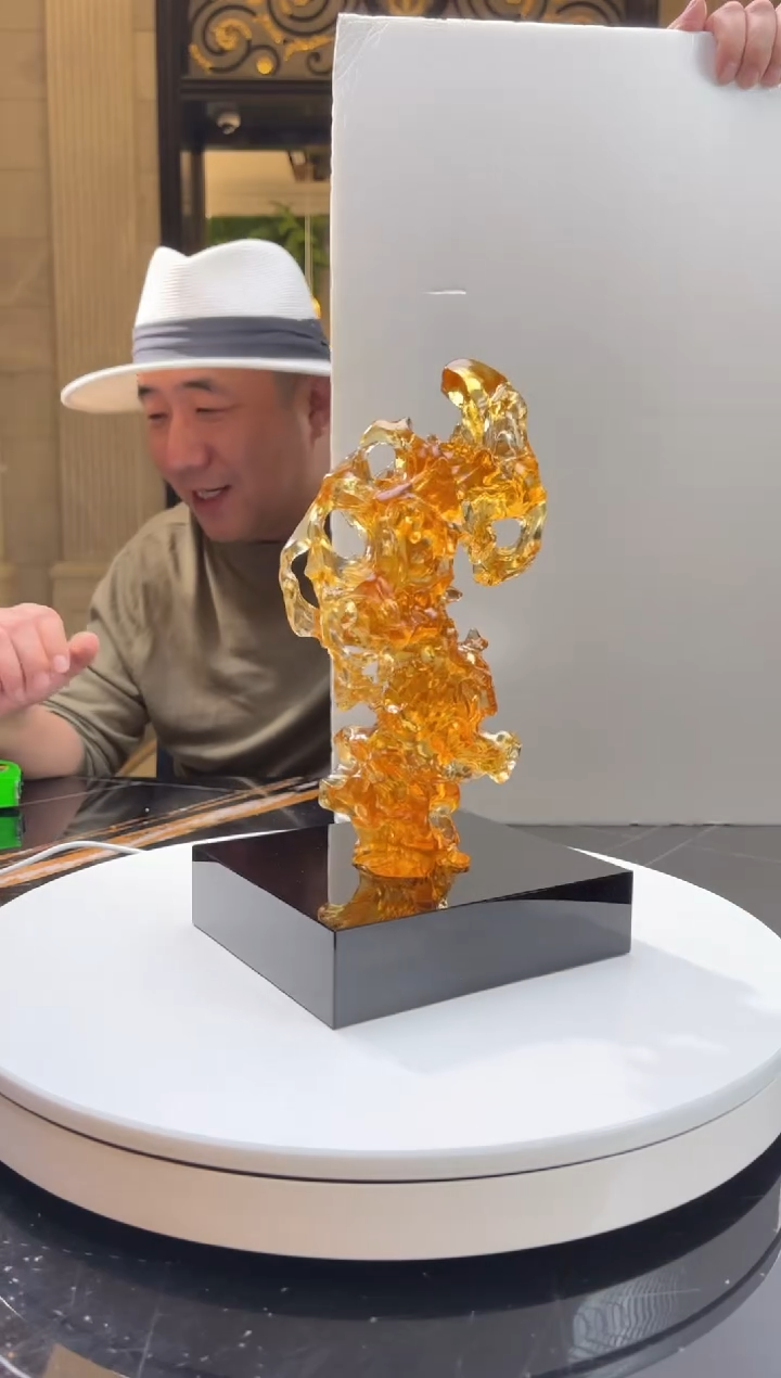 【闪购商品】茶宠金色太湖石小号+14*16黑底座