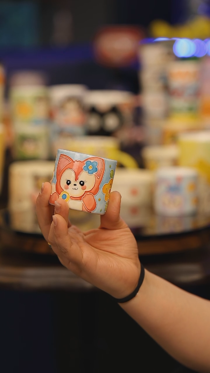 【闪购商品】摆件景德镇釉下彩绘设计师款式陶瓷