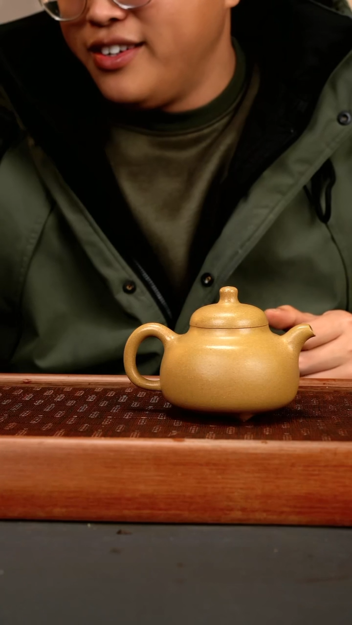 【闪购商品】紫砂茶壶sy 黄金段 手磨粗纱 三足乳鼎