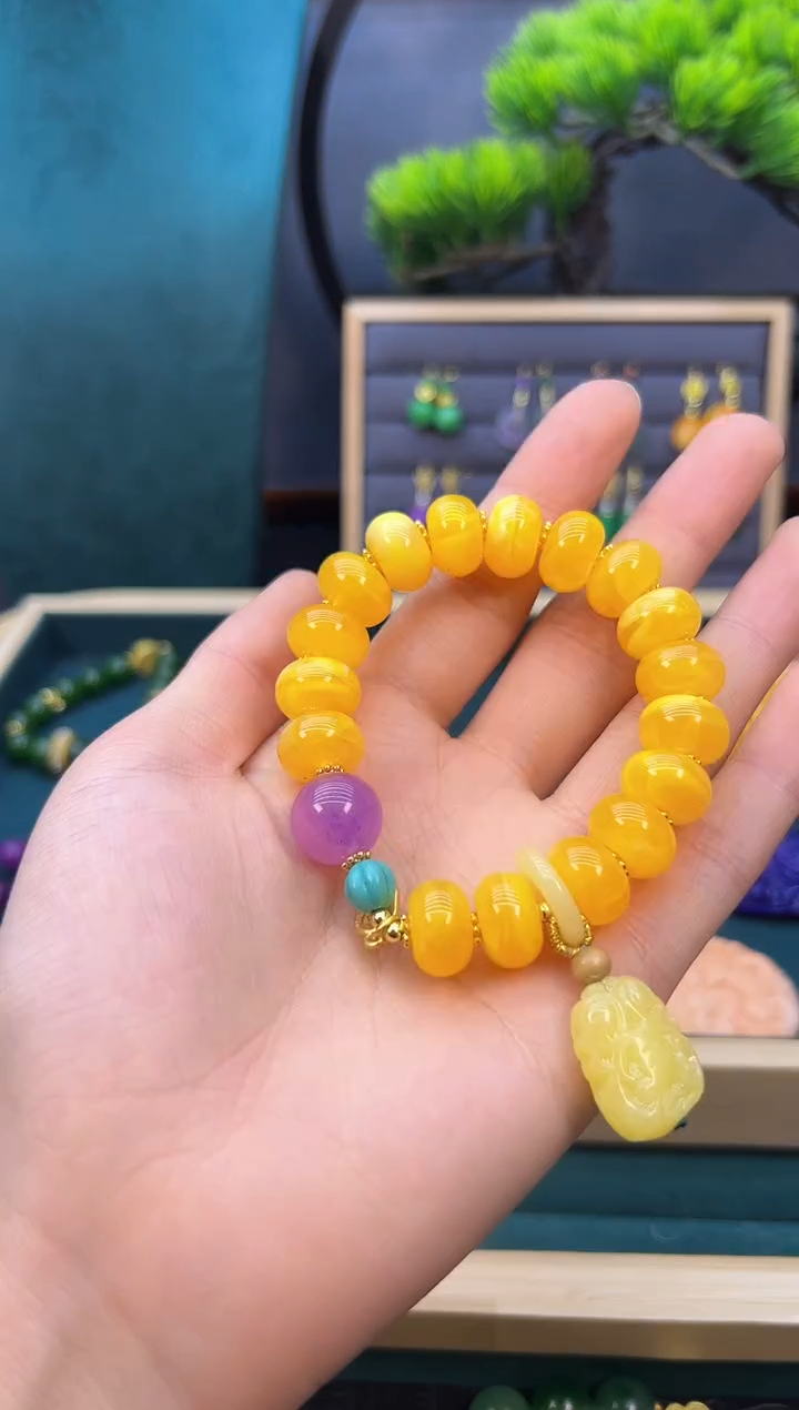 【闪购商品】蜜蜡耳饰14K金镶嵌S156        