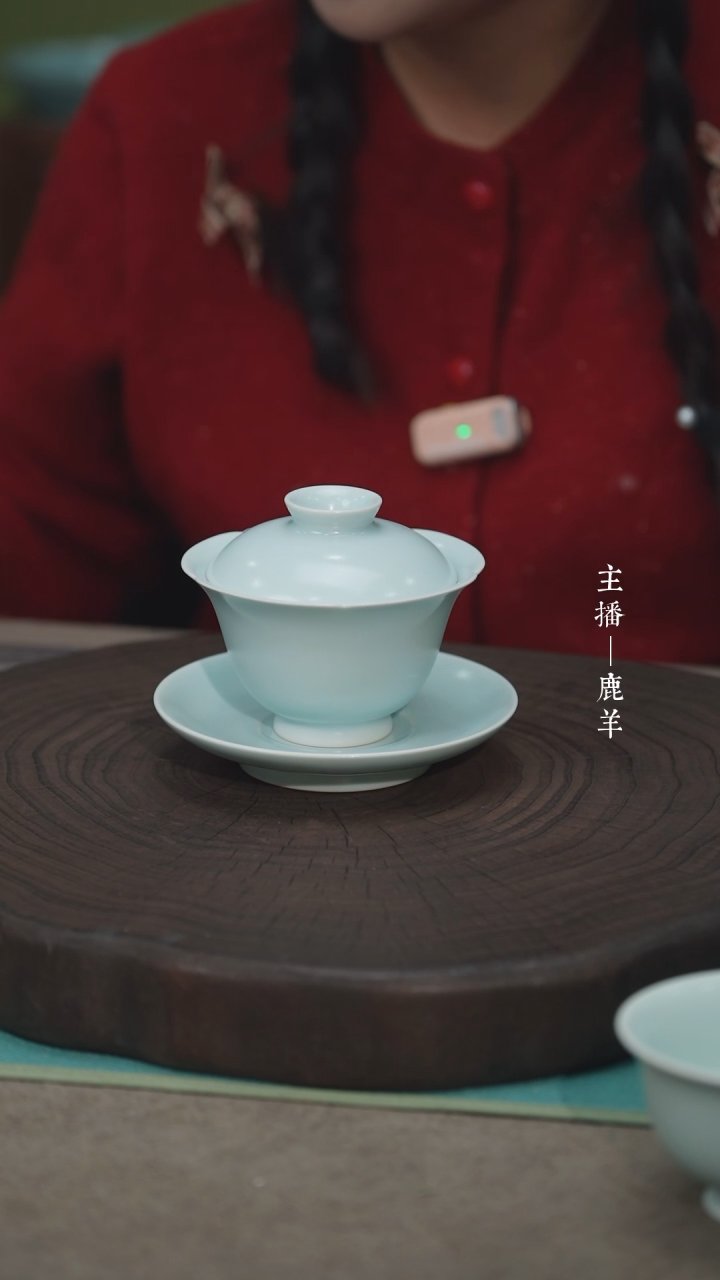 【闪购商品】花口三才盖碗-侯全力月白釉-羊
