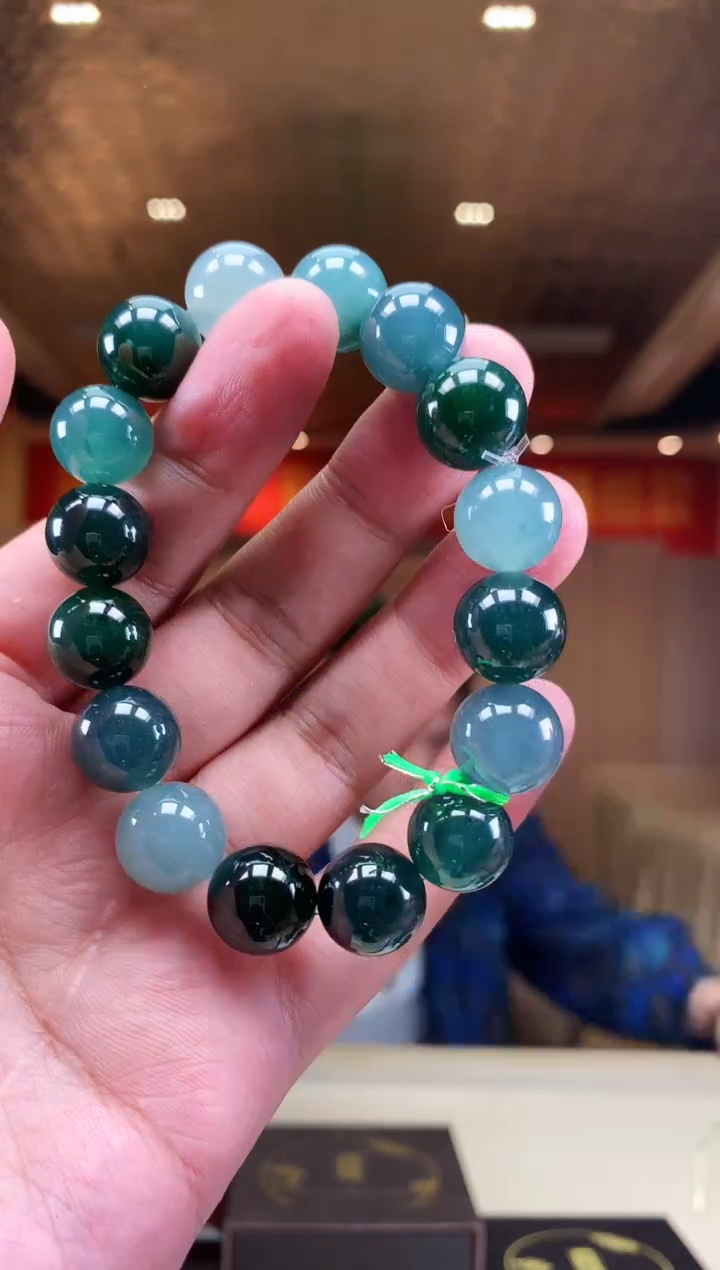 【闪购商品】翡翠颈饰未镶嵌             *346