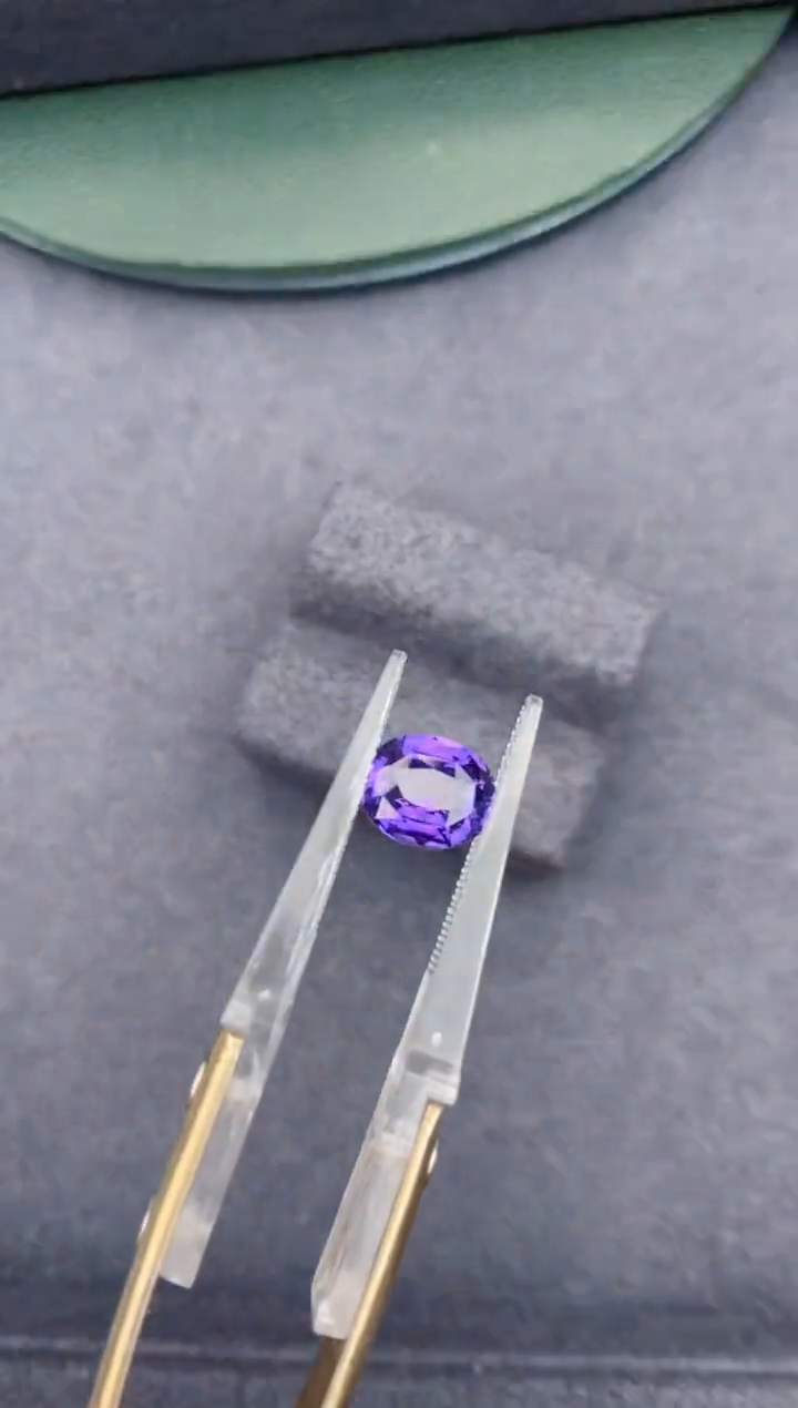 【闪购商品】彩色蓝宝石裸石未镶嵌2ct紫蓝宝