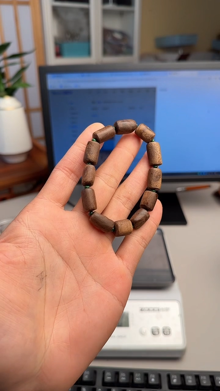 【闪购商品】沉香手串顺化红土沉香