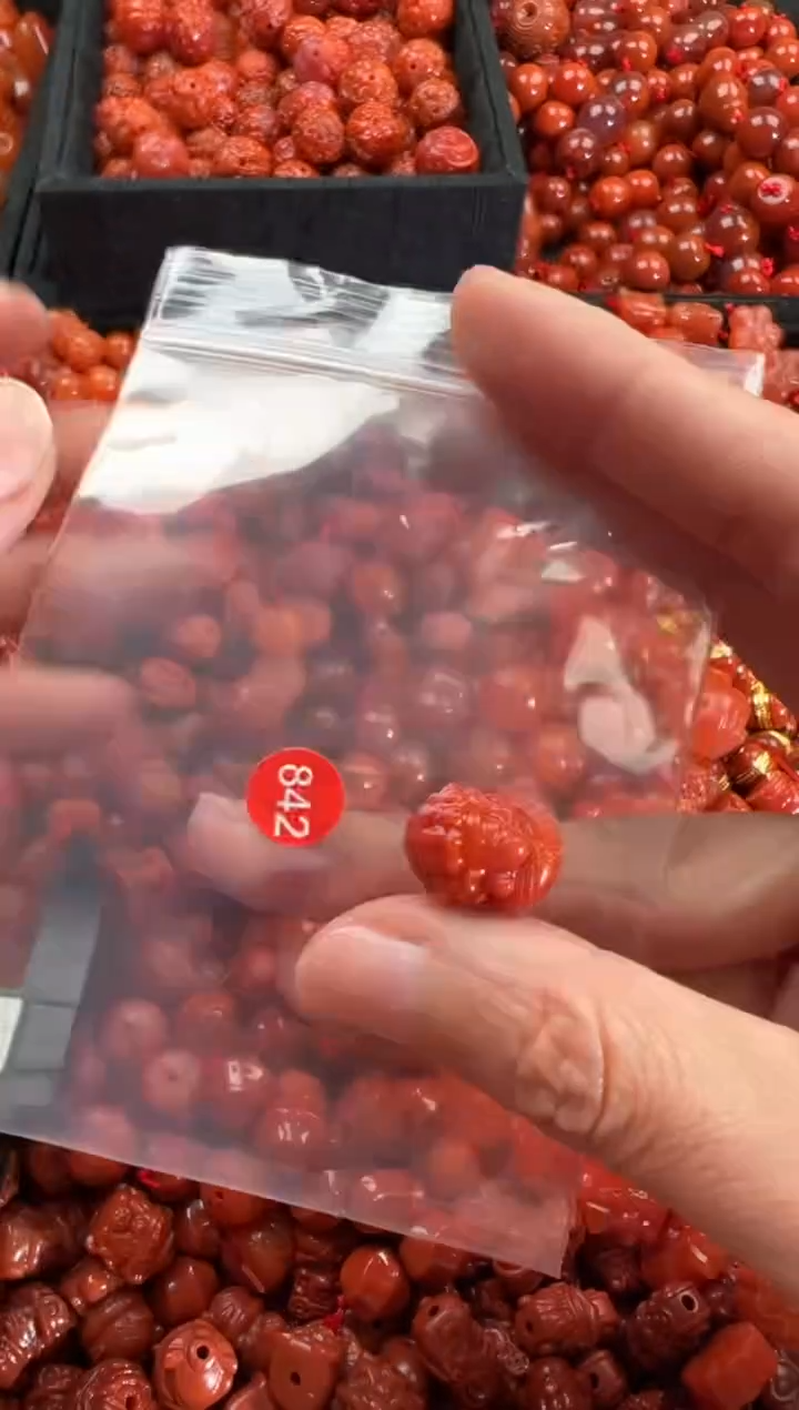 【闪购商品】南红玛瑙颈饰合金1