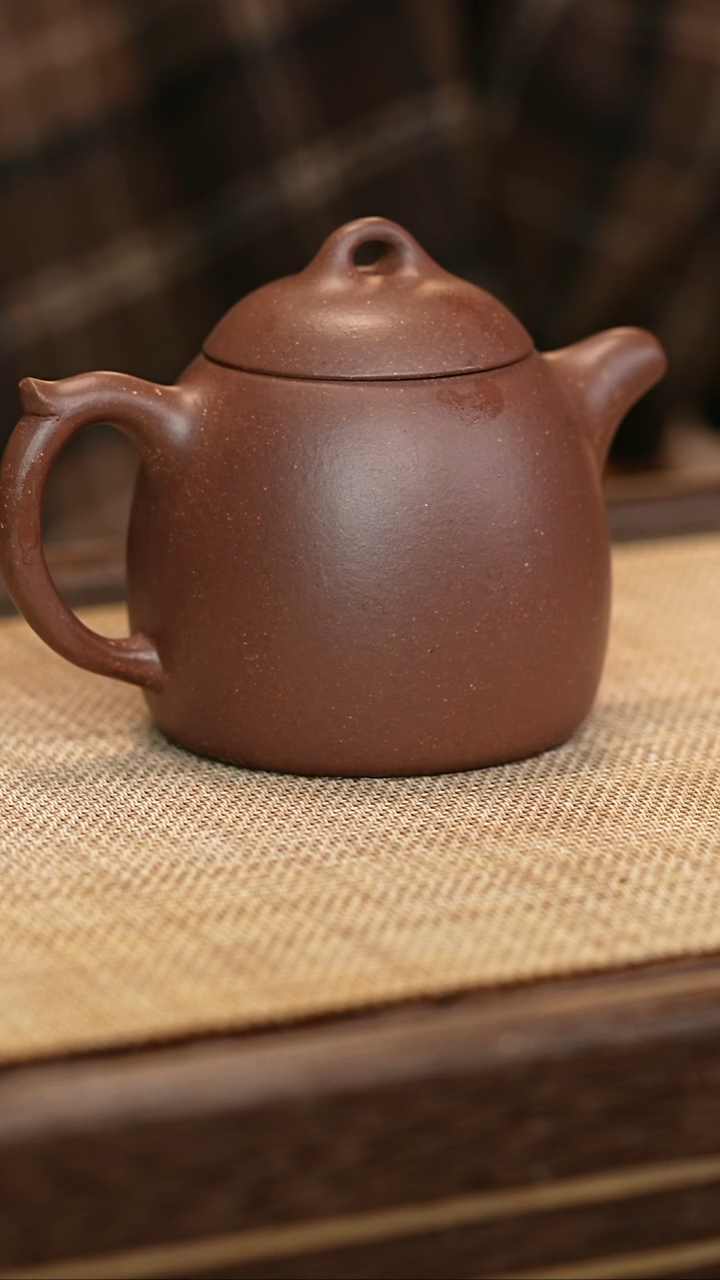 茶壶紫砂原矿天青泥暗肝色 秦权壶180cc