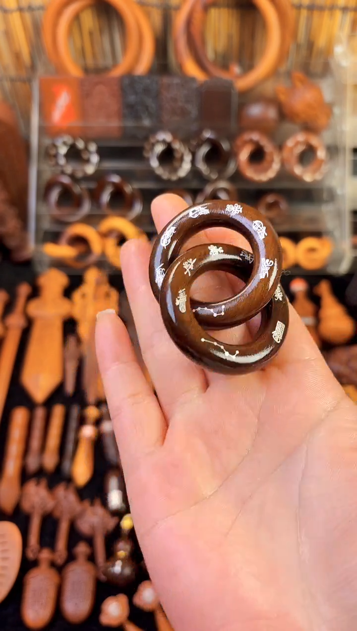 雷枣木玉化  单面镶银五雷五路乾坤圈  2.5  