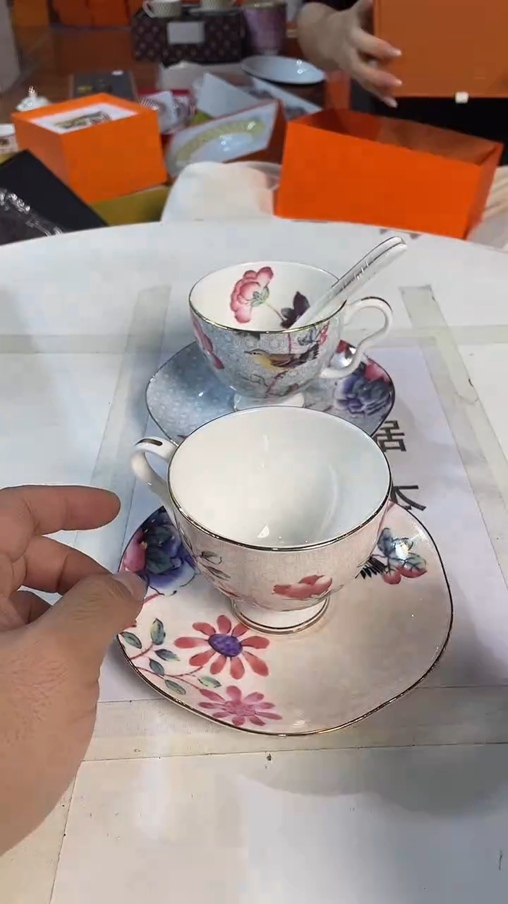 杯鸿辉家品牌瓷器，京东包邮！