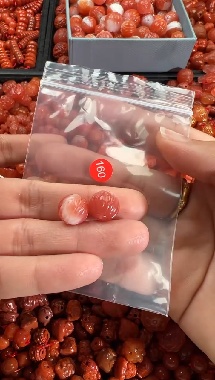 【闪购商品】南红玛瑙颈饰未镶嵌1