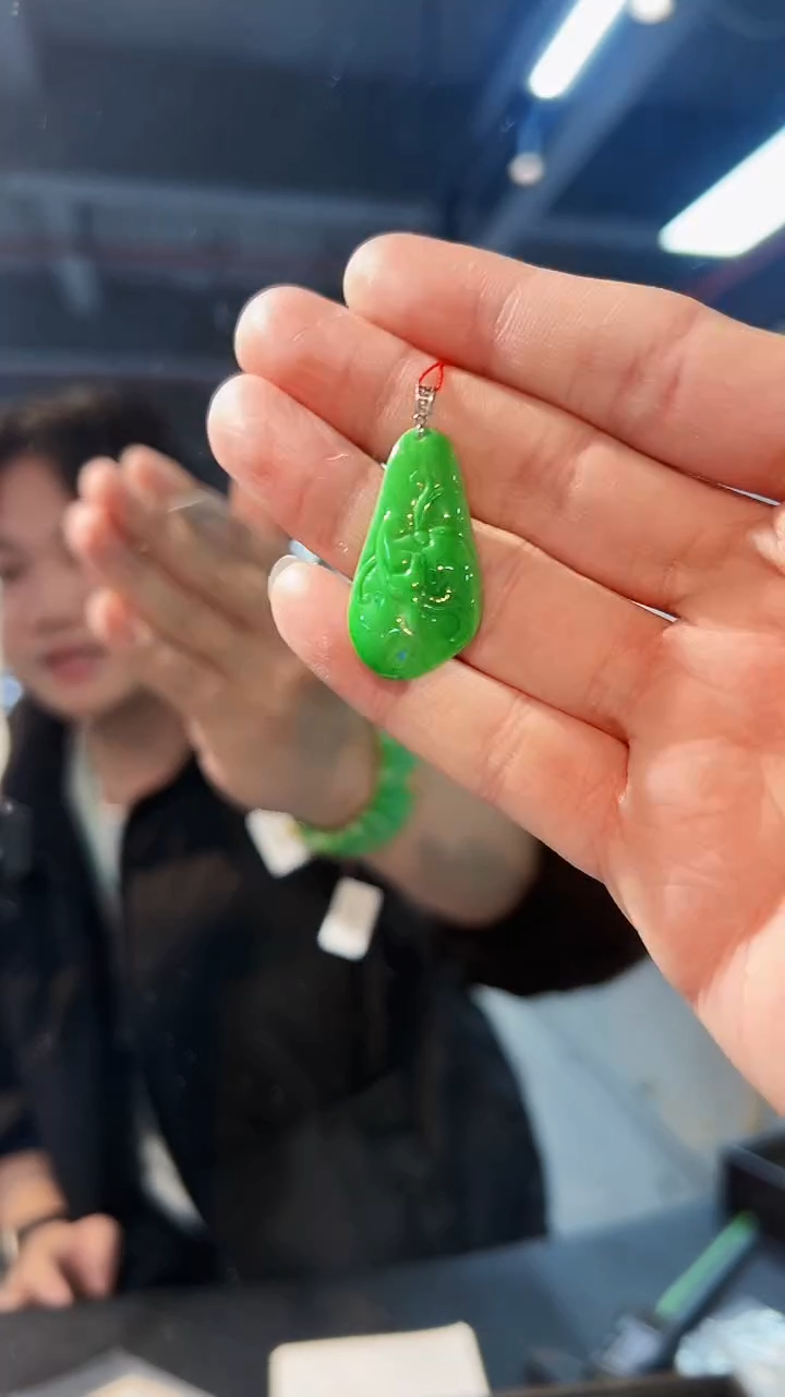 【闪购商品】翡翠颈饰18K金镶嵌缅料A货/支持复检/一件