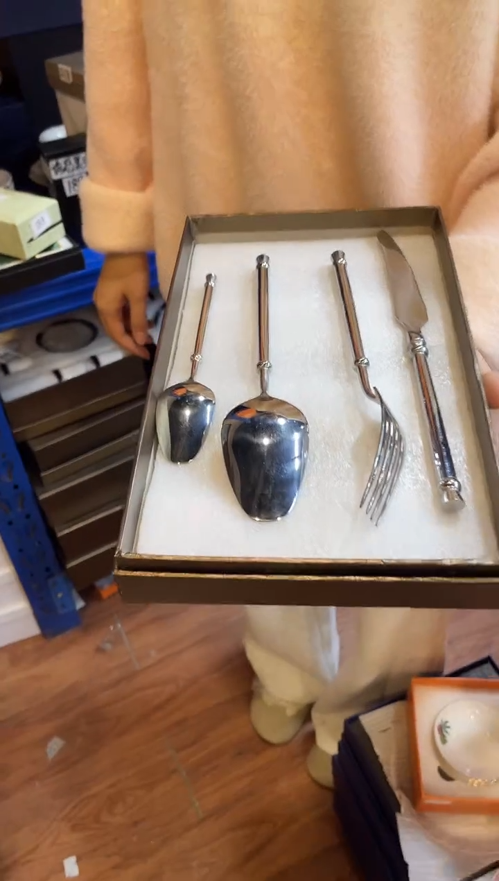 杯鸿辉家品牌瓷器，京东包邮！