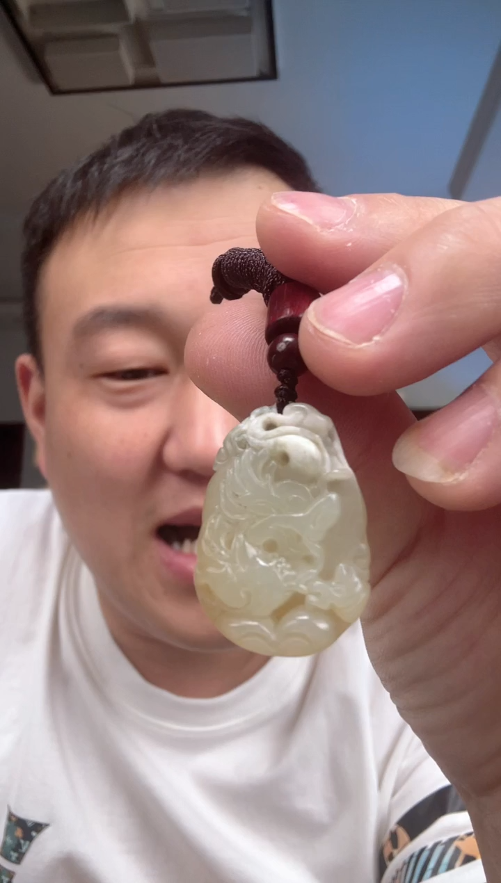 和田玉未镶嵌颈饰1