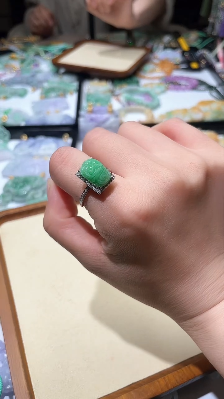 【闪购商品】翡翠戒指银S925镶嵌戒指