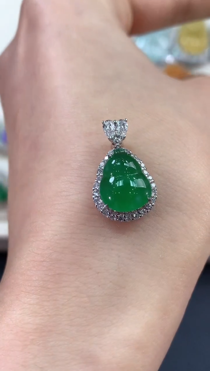 【闪购商品】翡翠吊坠(不含链)18K金镶嵌c90