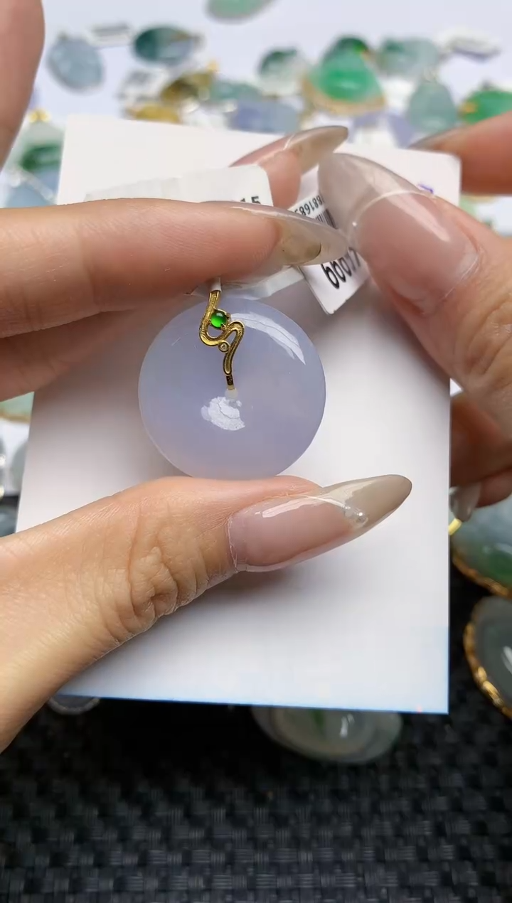 【闪购商品】翡翠颈饰18K金镶嵌天然翡翠A货