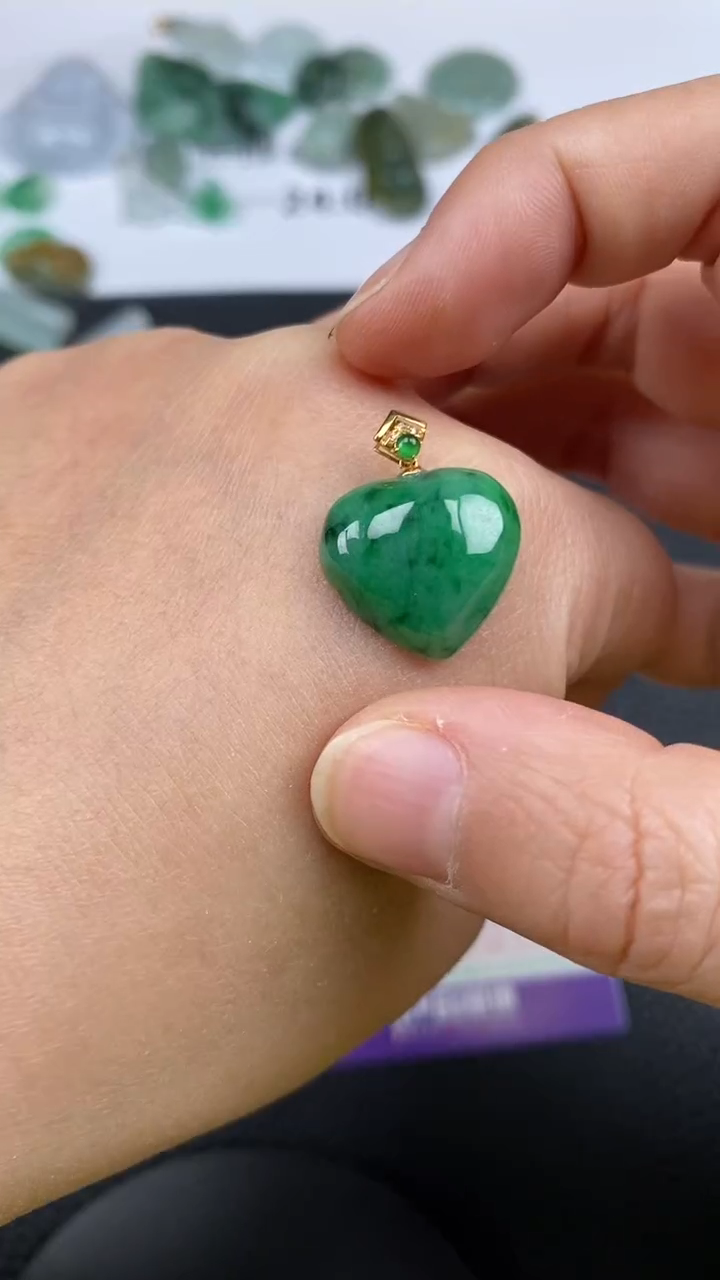 【闪购商品】翡翠颈饰18K金镶嵌天然A货翡翠