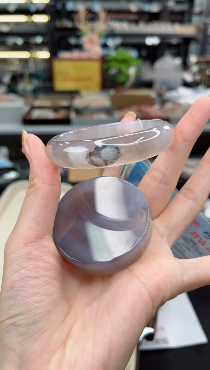 【闪购商品】石英质玉手镯未镶嵌54圈口（赠品镯心）6444228