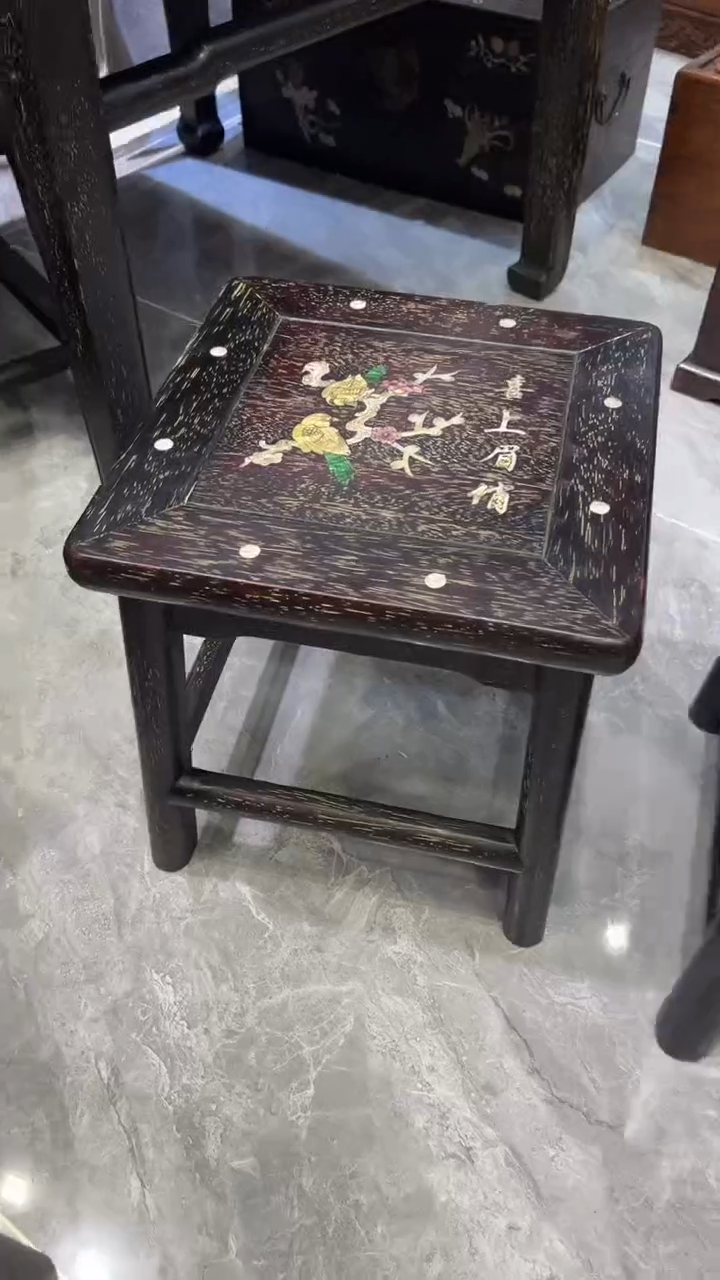木喜上眉梢螺钿富贵凳