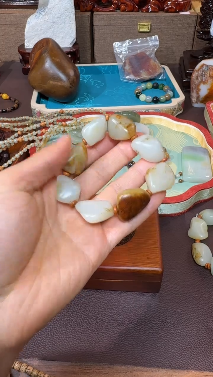 未镶嵌手链和田玉手串