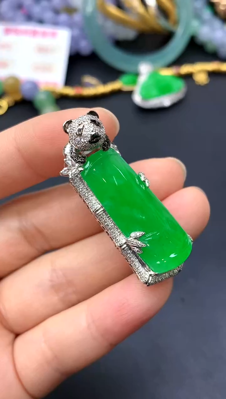 颈饰18K金镶嵌翡翠283-中国好珍宝