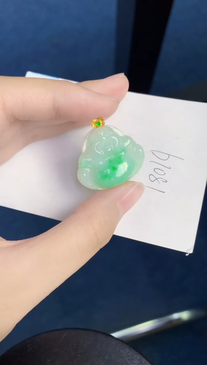 翡翠18K金镶嵌颈饰天然翡翠缅甸A货