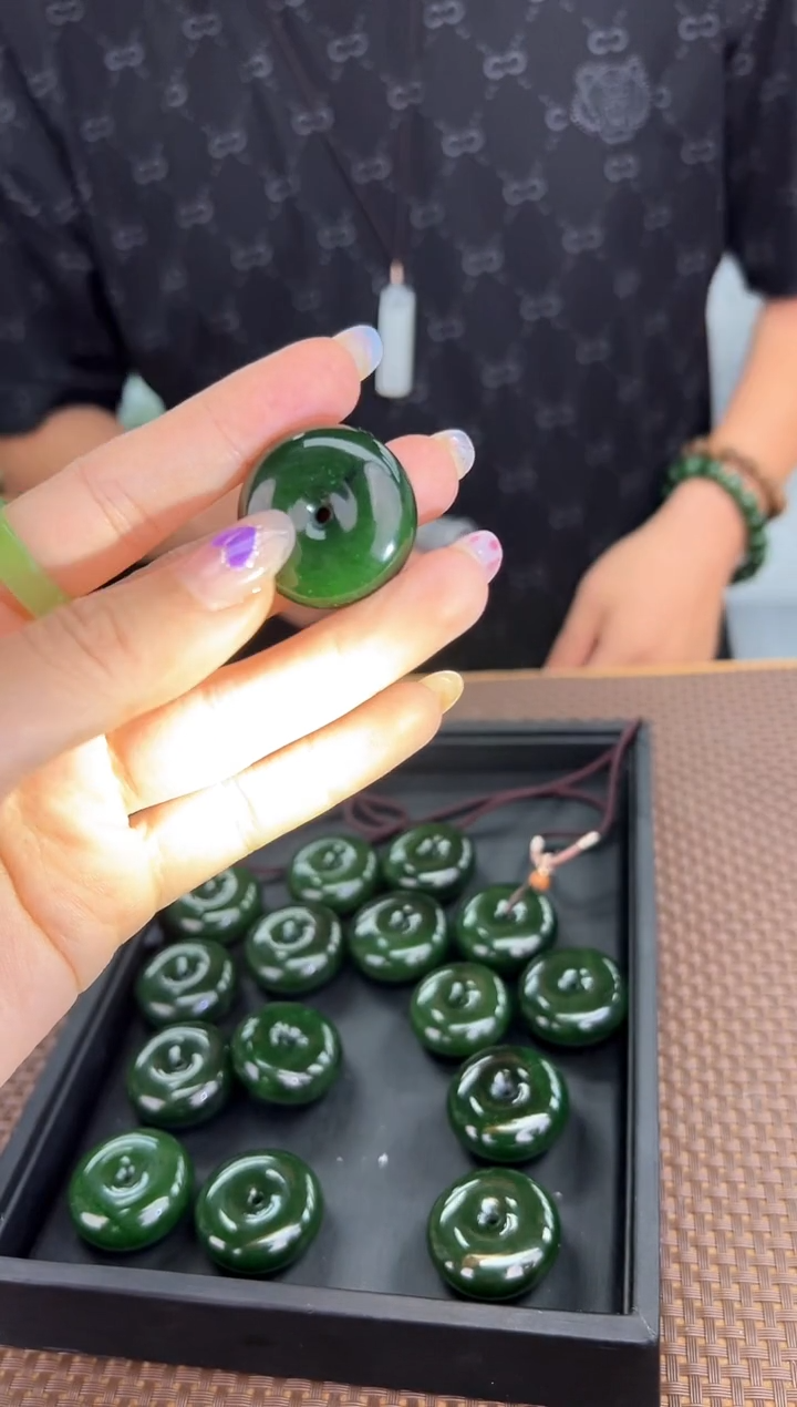 和田玉未镶嵌颈饰平安扣多样性拍一发一